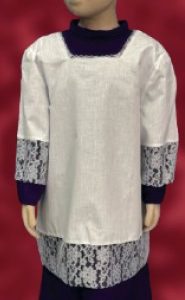 Traje de Monaguillo Infantil – Elegancia, Devoción y Tradición